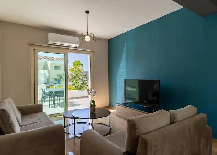 Nyaraló Modern Townhouse With Pool Minutes Center *